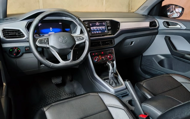 imagem-https://www.socarrao.com.br/sc-vehicle-images-prod/3236538/1786734048719-003_8cd95f1b44894a687d636ca027705bcc.jpeg