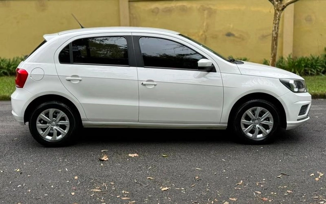 imagem-https://www.socarrao.com.br/sc-vehicle-images-prod/3236687/1786734427535-8227151_6_B_7b80afb9e2.jpeg