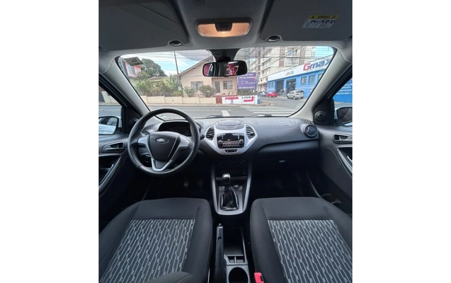 imagem-https://www.socarrao.com.br/sc-vehicle-images-prod/3236886/1786735034328-3_035603.jpg