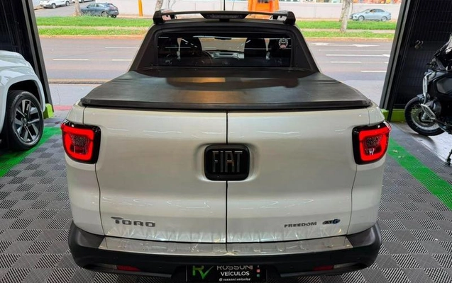 imagem-https://www.socarrao.com.br/sc-vehicle-images-prod/3236991/1789564247810-8378542_2_B_1689fb8a71.jpeg