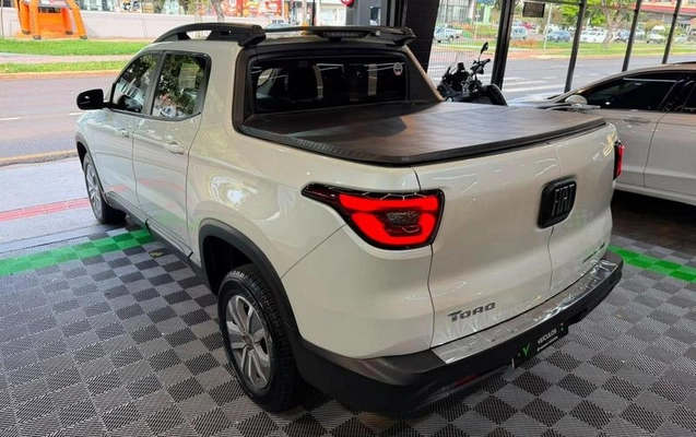 imagem-https://www.socarrao.com.br/sc-vehicle-images-prod/3236991/1789564247811-8378542_7_B_2eeb68644f.jpeg