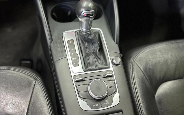 imagem-https://www.socarrao.com.br/sc-vehicle-images-prod/3237022/1788377004909-8381869_7_B_4902093e41.jpeg