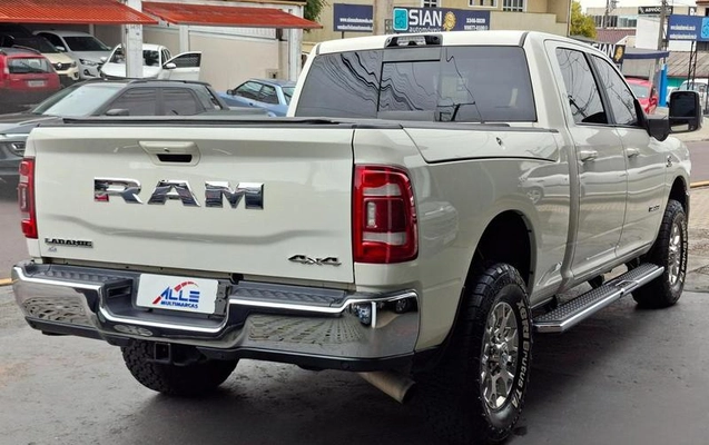 imagem-https://www.socarrao.com.br/sc-vehicle-images-prod/3237108/1790176112335-8367951_5_B_30d0bd2b75.jpeg