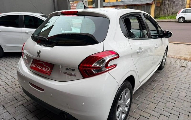 imagem-https://www.socarrao.com.br/sc-vehicle-images-prod/3237215/1786796917552-8367983_1_B_493de1c9b4.jpeg