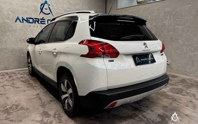 imagem-https://www.socarrao.com.br/sc-vehicle-images-prod/3237216/1789740755126-fe99f67de46042b8928b95e148f99a2a_1786735645415.jpg