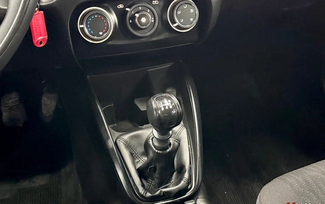 imagem-https://www.socarrao.com.br/sc-vehicle-images-prod/3237217/1786741676116-003_965e34f2177376f535dab4d4bf0e6478.png