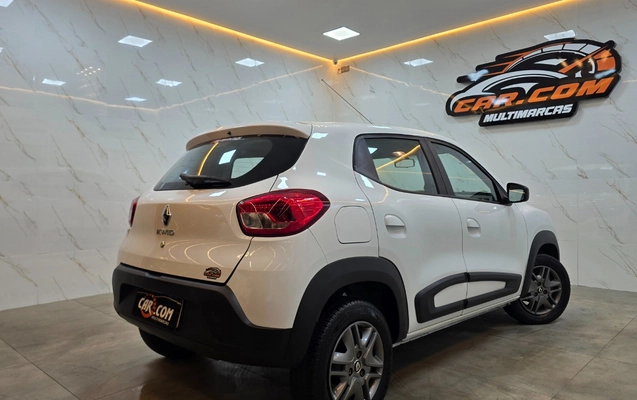 imagem-https://www.socarrao.com.br/sc-vehicle-images-prod/3237369/1786736019923-Ni5qcGc.jpg