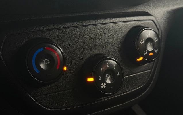 imagem-https://www.socarrao.com.br/sc-vehicle-images-prod/3237370/1786736020639-9fe2b014-c579-4848-90c5-d9f04ae9bb93.jpg