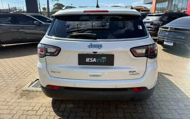 imagem-https://www.socarrao.com.br/sc-vehicle-images-prod/3237529/1788463169946-OuF8FdsIataaRUYd2OPuiKtr5TNETsIs.jpg