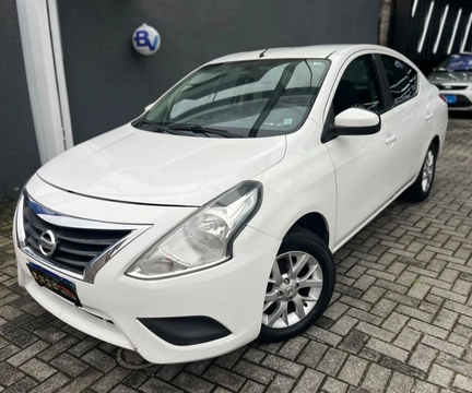 Nissan VERSA 2018 Branco — foto 1 de 3