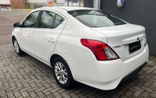imagem-https://www.socarrao.com.br/sc-vehicle-images-prod/3237610/1788983721980-vehicle_image_1786736596_b64b8467c347c2acf1626b7a1b391980.jpeg