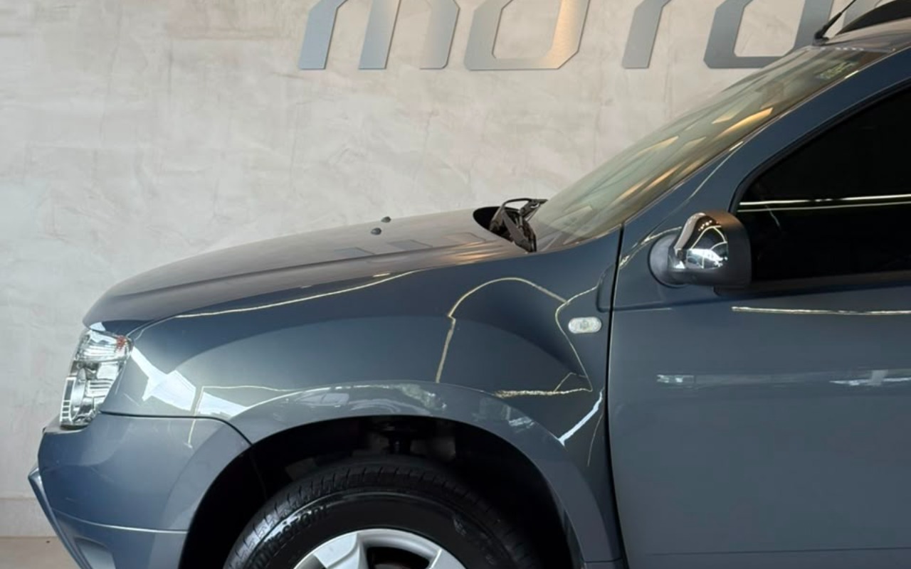imagem-https://www.socarrao.com.br/sc-vehicle-images-prod/3237767/1786736998841-V2hhdHNBcHAgSW1hZ2UgMjAyNi0wOC0xNCBhdCAxNi4zMS4yOSAoMSkuanBlZw.jpeg