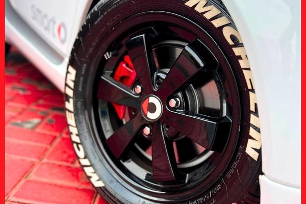 imagem-https://www.socarrao.com.br/sc-vehicle-images-prod/3237850/1786737404368-8382127_5_B_a82b5394e4.jpg