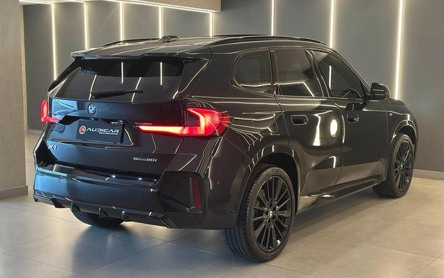 imagem-https://www.socarrao.com.br/sc-vehicle-images-prod/3237855/1788898607829-8379617_0_B_754e302328.jpeg