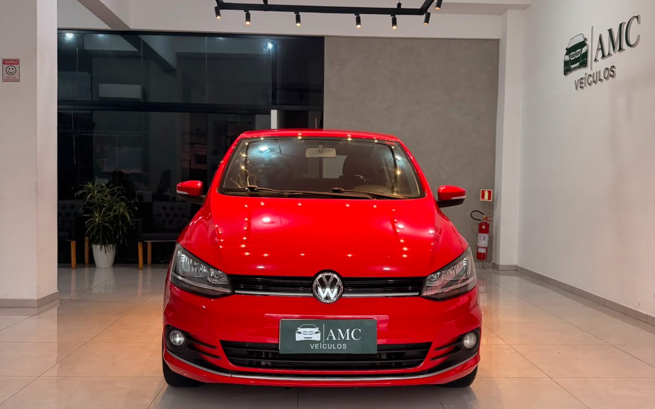 imagem-https://www.socarrao.com.br/sc-vehicle-images-prod/3238128/1786737726564-V2hhdHNBcHAgSW1hZ2UgMjAyNi0wOC0xNCBhdCAxNC41MS4wMiAoMSkuanBlZw.jpeg