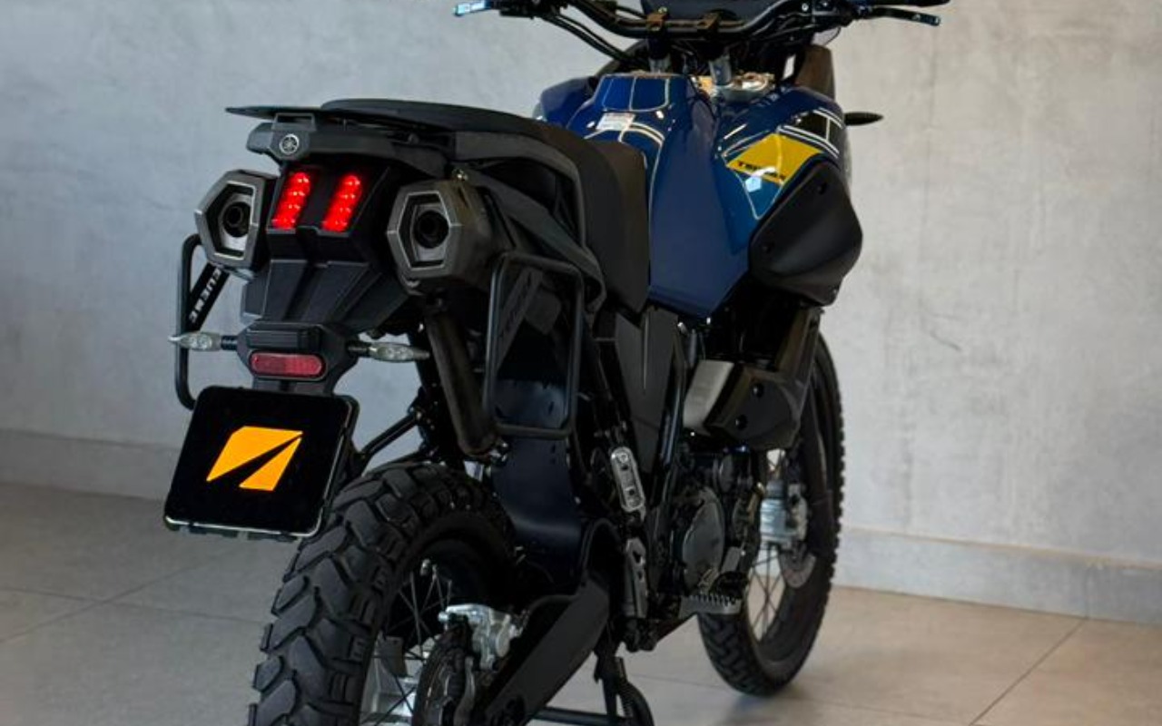 imagem-https://www.socarrao.com.br/sc-vehicle-images-prod/3238180/1786738032392-V2hhdHNBcHAgSW1hZ2UgMjAyNi0wOC0xNCBhdCAxNy4wNS4yMS5qcGVn.jpeg