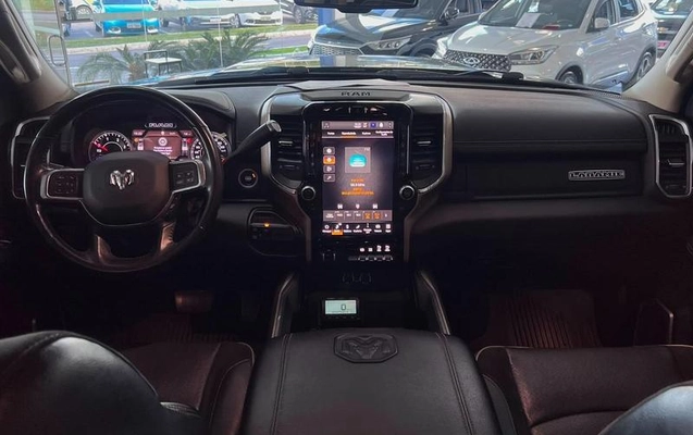 imagem-https://www.socarrao.com.br/sc-vehicle-images-prod/3238206/1786738120226-8272139_14_B_b28b5d47e3.jpeg