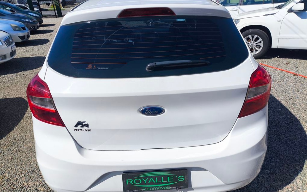 imagem-https://www.socarrao.com.br/sc-vehicle-images-prod/3238207/1787078644710-SU1HXzIwMjYwODE4XzEzNTQwOSAoQ29weSkuanBn.jpg