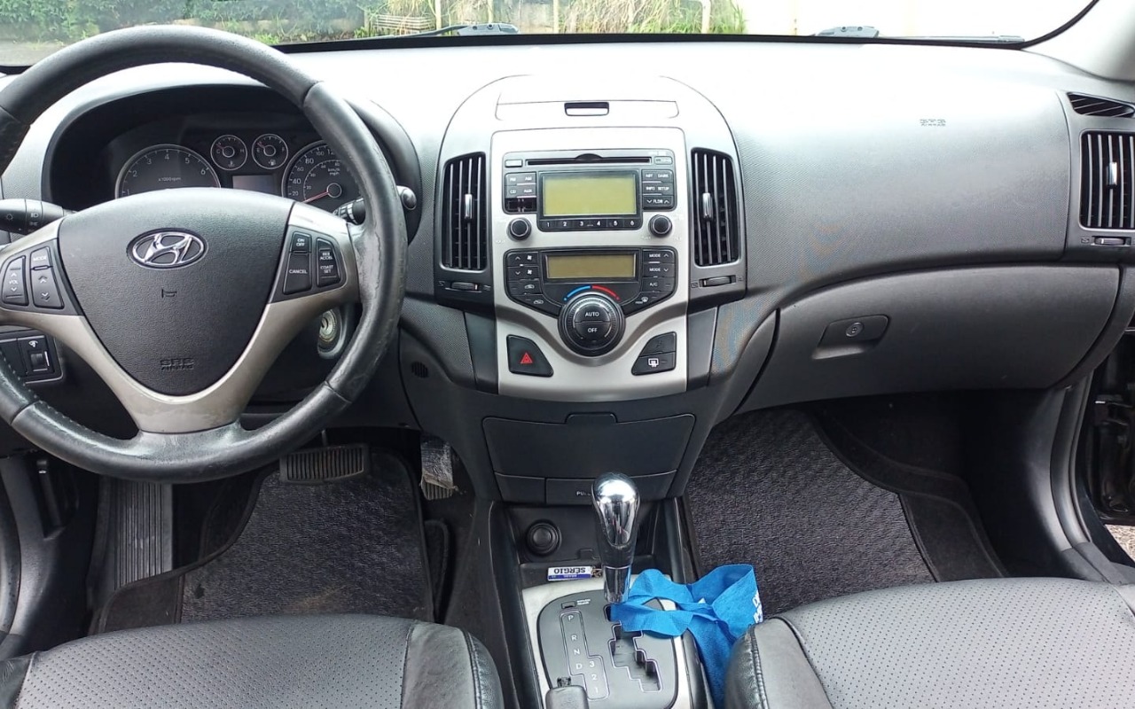 imagem-https://www.socarrao.com.br/sc-vehicle-images-prod/3238225/1786738199978-NWYwOTVmY2QtN2Y0Yi00ZWMyLThmYjMtMzc2YjRiMDY3MzRiLmpwZw.jpg