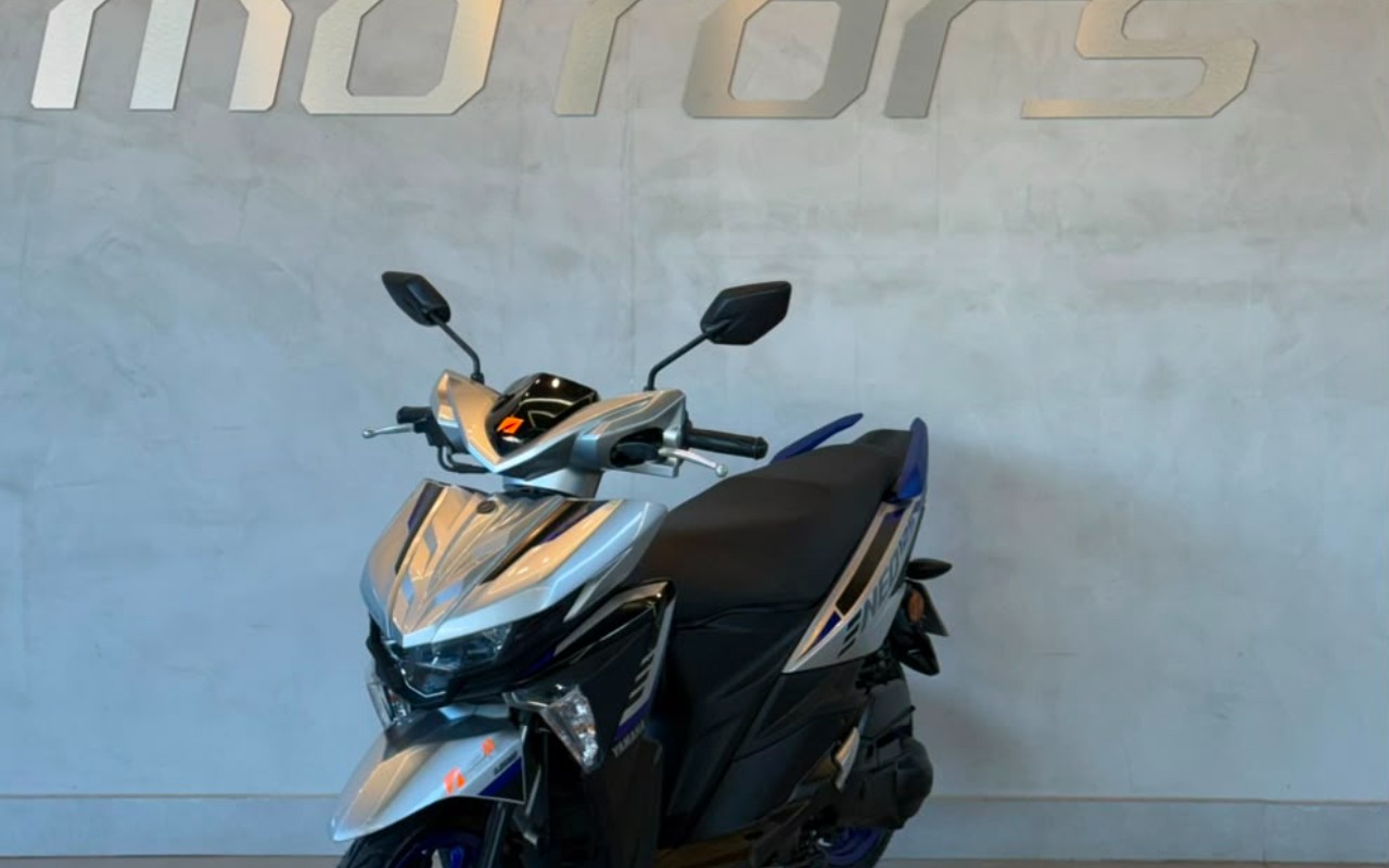 YAMAHA NEO AUTOMATIC 125cc 2022 Cinza — foto 1 de 3