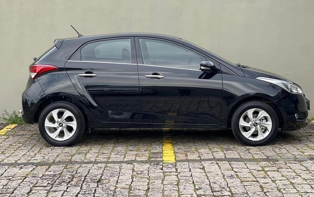imagem-https://www.socarrao.com.br/sc-vehicle-images-prod/3238415/1786738555151-8381321_13_B_0e75afd40d.jpeg