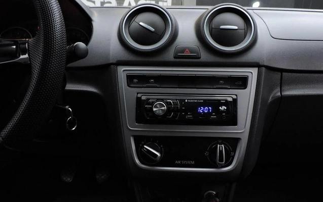 imagem-https://www.socarrao.com.br/sc-vehicle-images-prod/3238424/1786738640421-8382002_4_B_05040e3e7b.jpeg