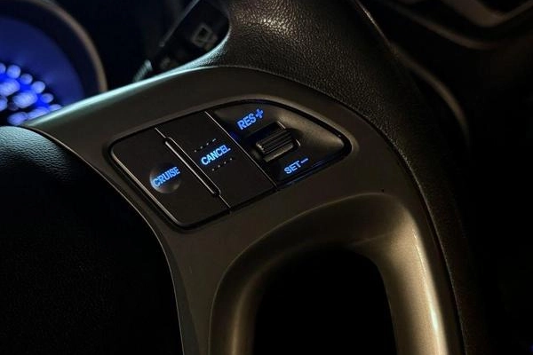 imagem-https://www.socarrao.com.br/sc-vehicle-images-prod/3238535/1786740787606-8365543_5_B_b8531cb4d1.jpeg
