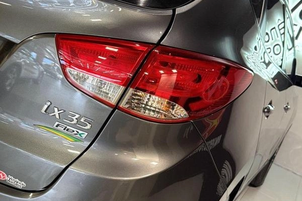 imagem-https://www.socarrao.com.br/sc-vehicle-images-prod/3238535/1786740787619-8365543_10_B_31d8c4f97f.jpeg