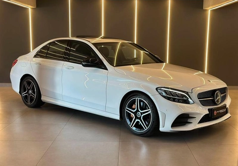 Mercedes-Benz C-300 Sport 2.0 16V Aut. 2019 Branco — foto 1 de 3