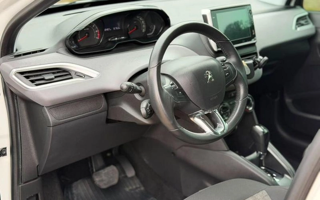 imagem-https://www.socarrao.com.br/sc-vehicle-images-prod/3238834/1791379508464-8368482_3_B_506754551c.jpeg