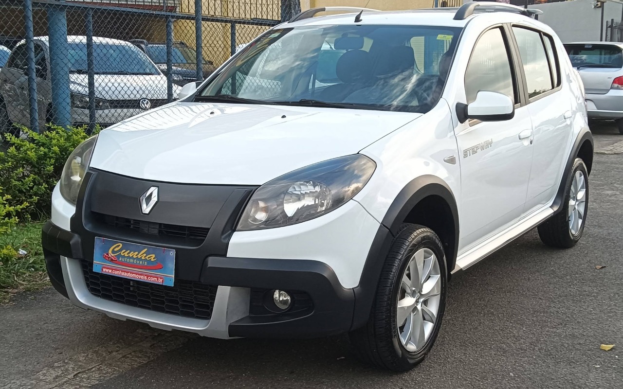 Renault Sandero 2014 Branco — foto 1 de 3