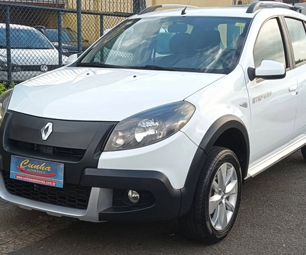 Renault Sandero 2014 Branco — foto 1 de 3