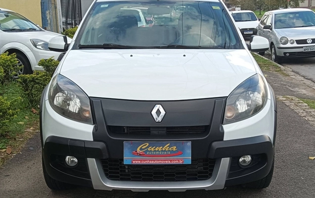 imagem-https://www.socarrao.com.br/sc-vehicle-images-prod/3238884/1786739571069-Nzc0ODMzMTE1XzE1NjUwNjk3MTIwODEyMThfNzQ2NzExODQ0NzMzMTY4NjUwM19uLmpwZw.jpg