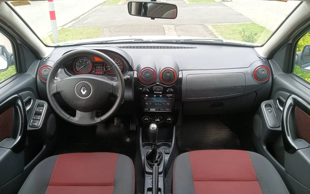imagem-https://www.socarrao.com.br/sc-vehicle-images-prod/3238884/1786739571548-Nzc0MTA1NjcyXzE1NjUwNzAwNTU0MTQ1MTdfMzQ2NTI3NjYwNjMzNTk2NzY4Nl9uLmpwZw.jpg
