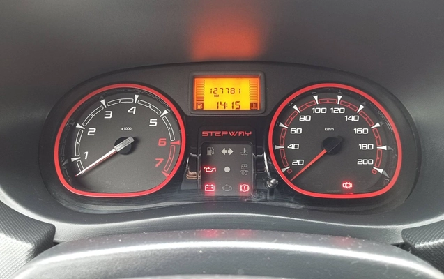 imagem-https://www.socarrao.com.br/sc-vehicle-images-prod/3238884/1786739572035-Nzc0MzYyOTA2XzE1NjUwNzAzNjIwODExNTNfNzk2MzQ5Mjk3OTg4MzgyMjY2OV9uLmpwZw.jpg
