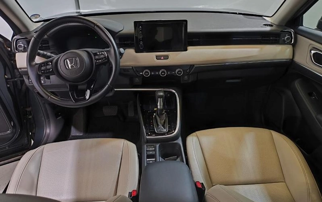 imagem-https://www.socarrao.com.br/sc-vehicle-images-prod/3238910/1788469928713-8355174_12_B_f14e6af8f4.jpeg