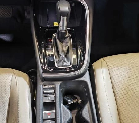 imagem-https://www.socarrao.com.br/sc-vehicle-images-prod/3238910/1788469928728-8355174_3_B_fe3fca1d74.jpeg
