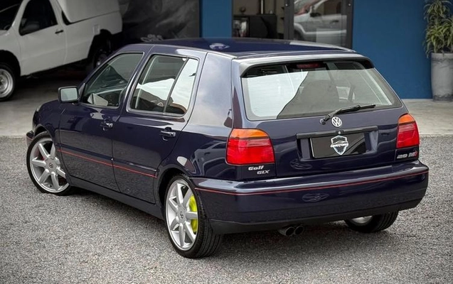 imagem-https://www.socarrao.com.br/sc-vehicle-images-prod/3238986/1786975813777-8382492_13_B_4a261cb3f2.jpeg