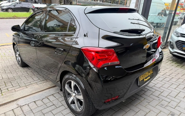 imagem-https://www.socarrao.com.br/sc-vehicle-images-prod/3239039/1786740093265-NS5qcGVn.jpeg