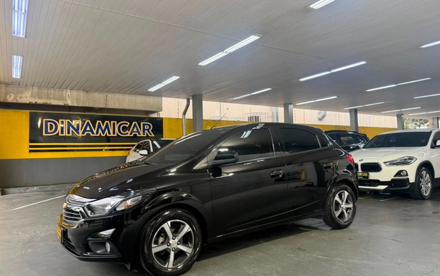 imagem-https://www.socarrao.com.br/sc-vehicle-images-prod/3239039/1786740093594-OC5qcGVn.jpeg