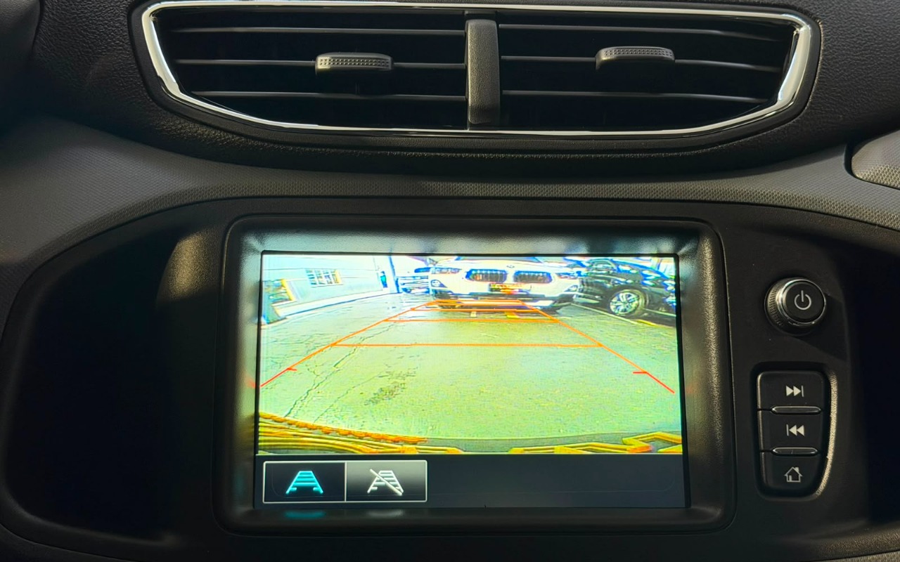 imagem-https://www.socarrao.com.br/sc-vehicle-images-prod/3239039/1786740094189-MTQuanBlZw.jpeg