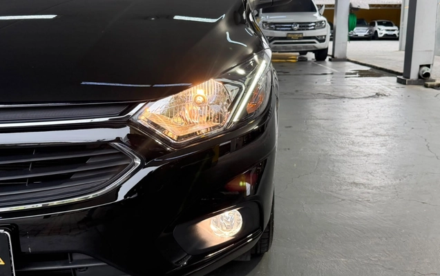 imagem-https://www.socarrao.com.br/sc-vehicle-images-prod/3239039/1786740095257-MjUuanBlZw.jpeg