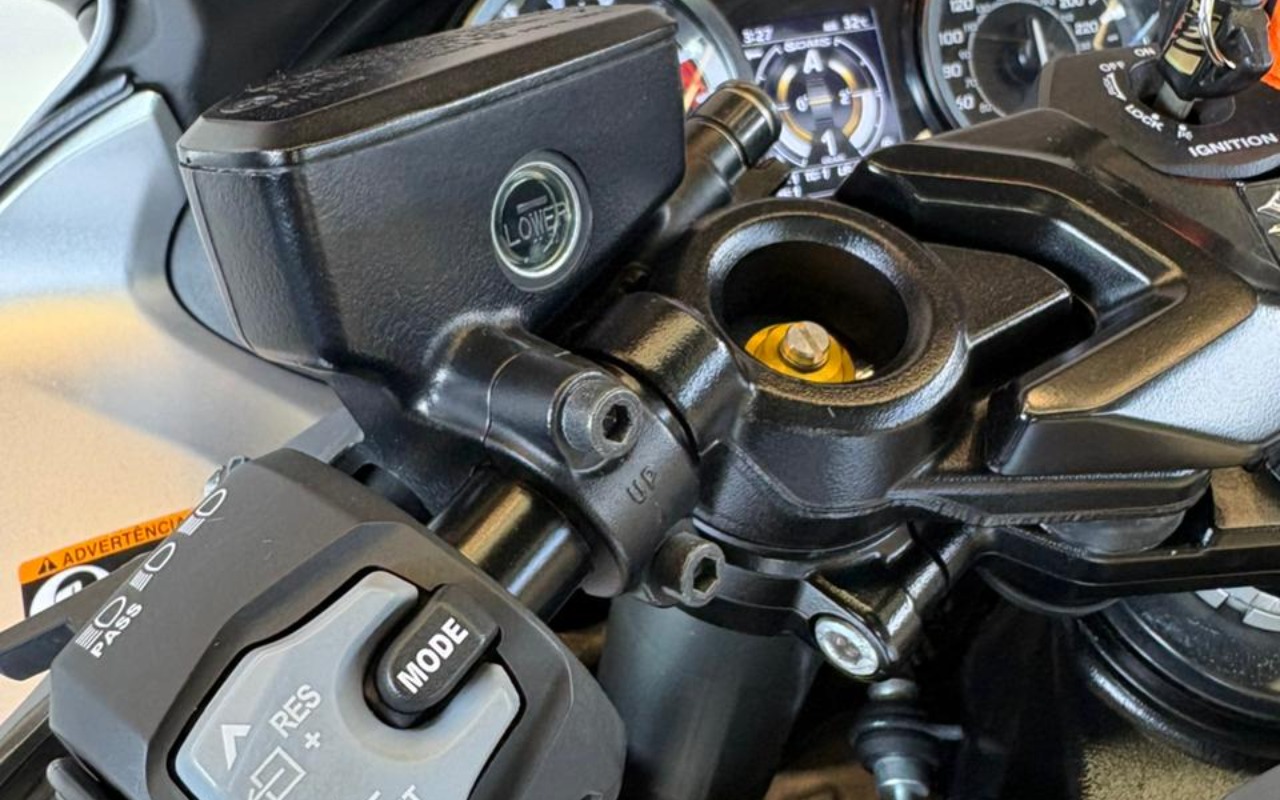 imagem-https://www.socarrao.com.br/sc-vehicle-images-prod/3239136/1786740278368-V2hhdHNBcHAgSW1hZ2UgMjAyNi0wOC0xNCBhdCAxNy40MS40NyAoMSkuanBlZw.jpeg
