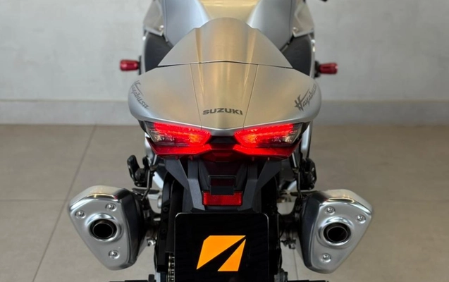 imagem-https://www.socarrao.com.br/sc-vehicle-images-prod/3239136/1786740278936-V2hhdHNBcHAgSW1hZ2UgMjAyNi0wOC0xNCBhdCAxNy40MS40Ny5qcGVn.jpeg