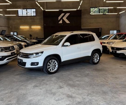 Volkswagen Tiguan 2015 Branco — foto 1 de 3