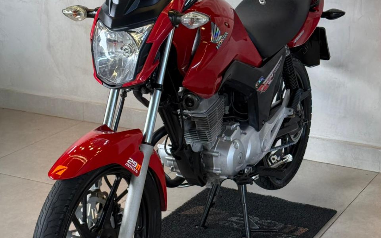 imagem-https://www.socarrao.com.br/sc-vehicle-images-prod/3239471/1786740993271-V2hhdHNBcHAgSW1hZ2UgMjAyNi0wOC0xNCBhdCAxNy41My40OSAoMikuanBlZw.jpeg