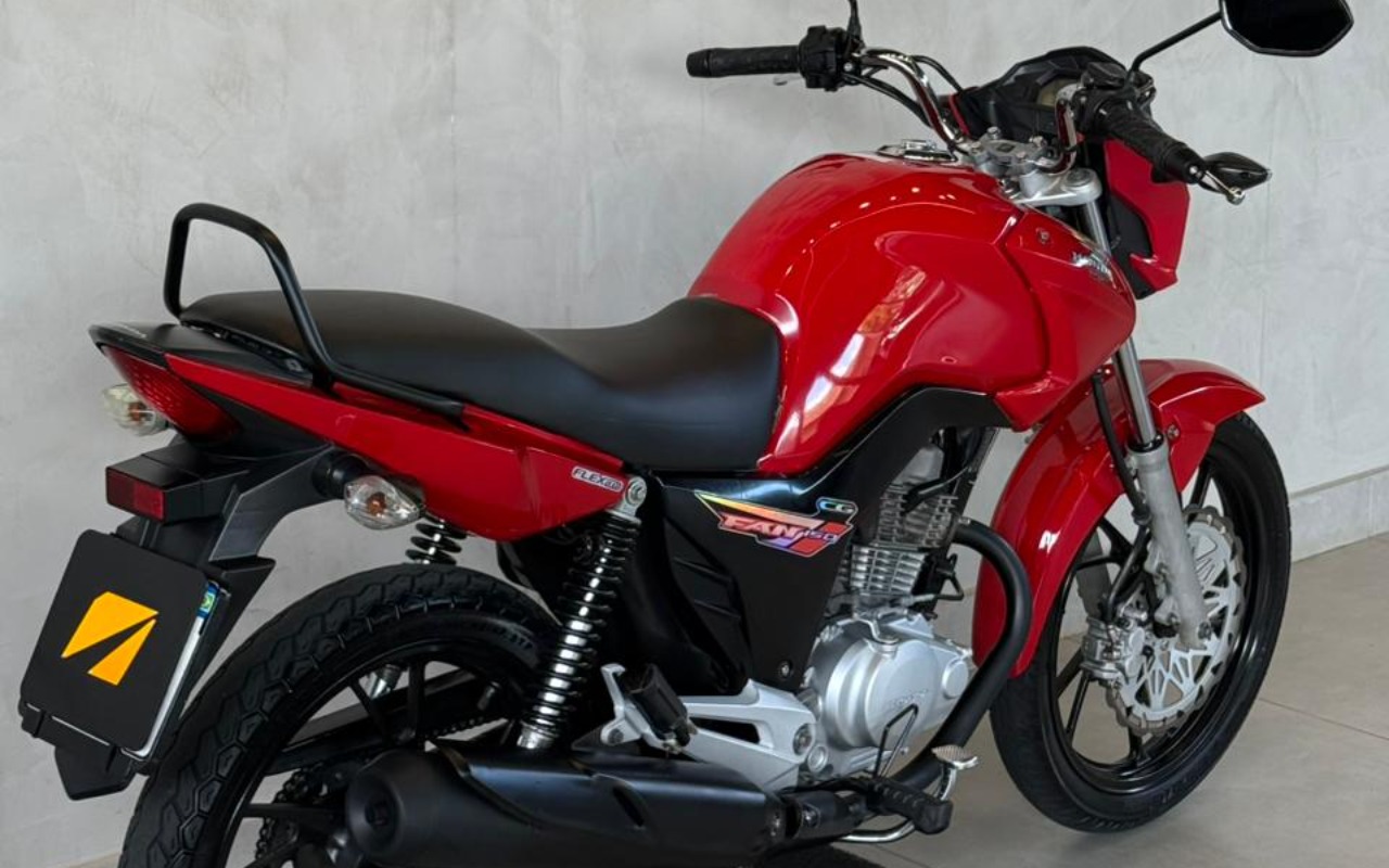 imagem-https://www.socarrao.com.br/sc-vehicle-images-prod/3239471/1786740993566-V2hhdHNBcHAgSW1hZ2UgMjAyNi0wOC0xNCBhdCAxNy41My40NyAoMSkuanBlZw.jpeg
