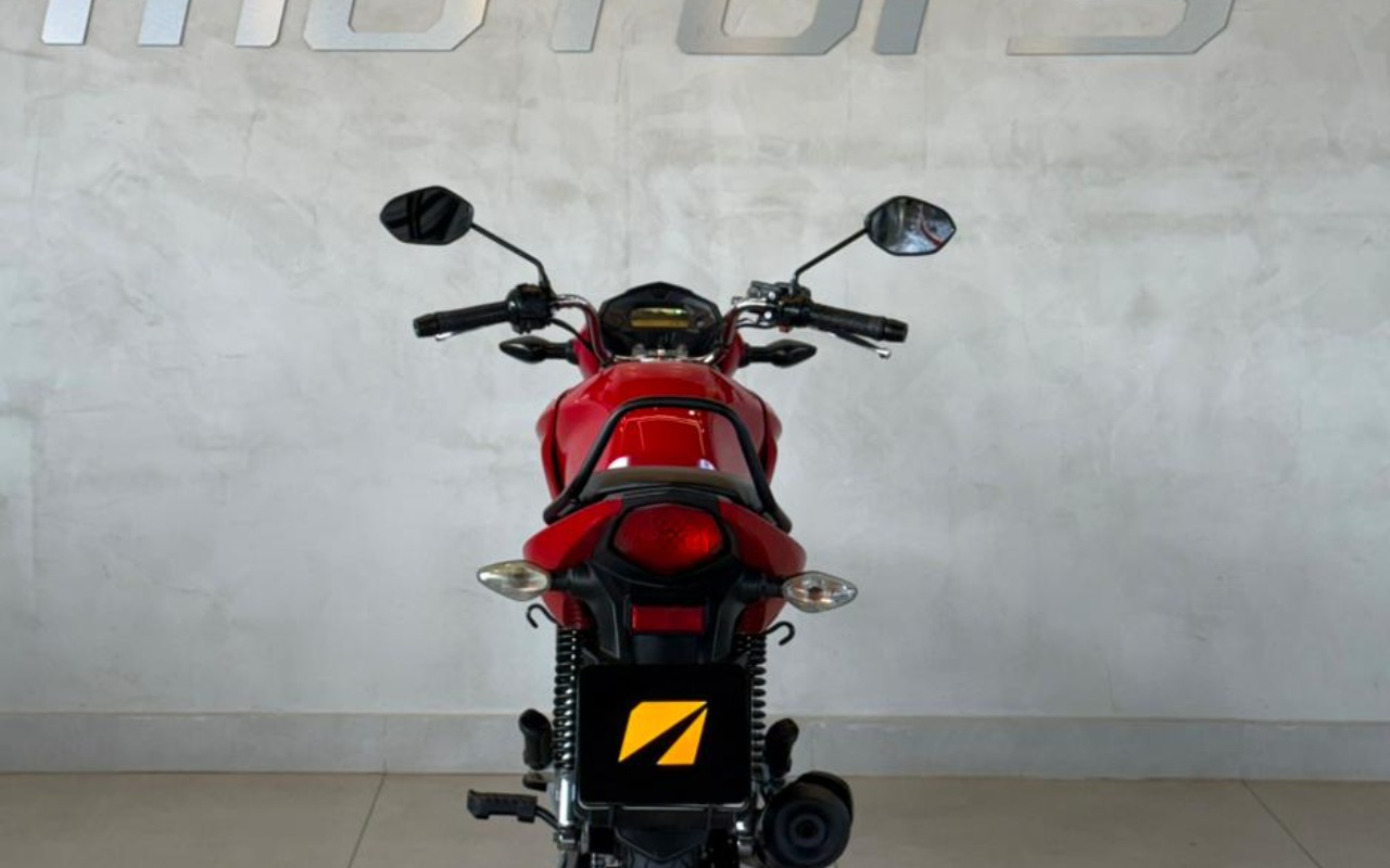 imagem-https://www.socarrao.com.br/sc-vehicle-images-prod/3239471/1786740993634-V2hhdHNBcHAgSW1hZ2UgMjAyNi0wOC0xNCBhdCAxNy41My41MCAoMSkuanBlZw.jpeg