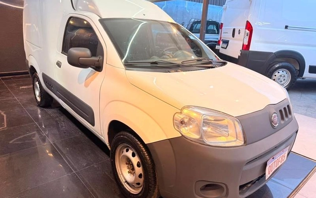 imagem-https://www.socarrao.com.br/sc-vehicle-images-prod/3239789/1789591909795-8382663_3_B_a2f8ccfee2.jpeg
