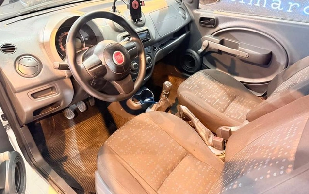 imagem-https://www.socarrao.com.br/sc-vehicle-images-prod/3239789/1789591909810-8382663_11_B_d4ddc0698a.jpeg